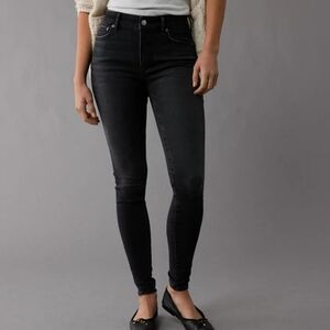 American Eagle 14 Short Next Level High-Waisted Jegging